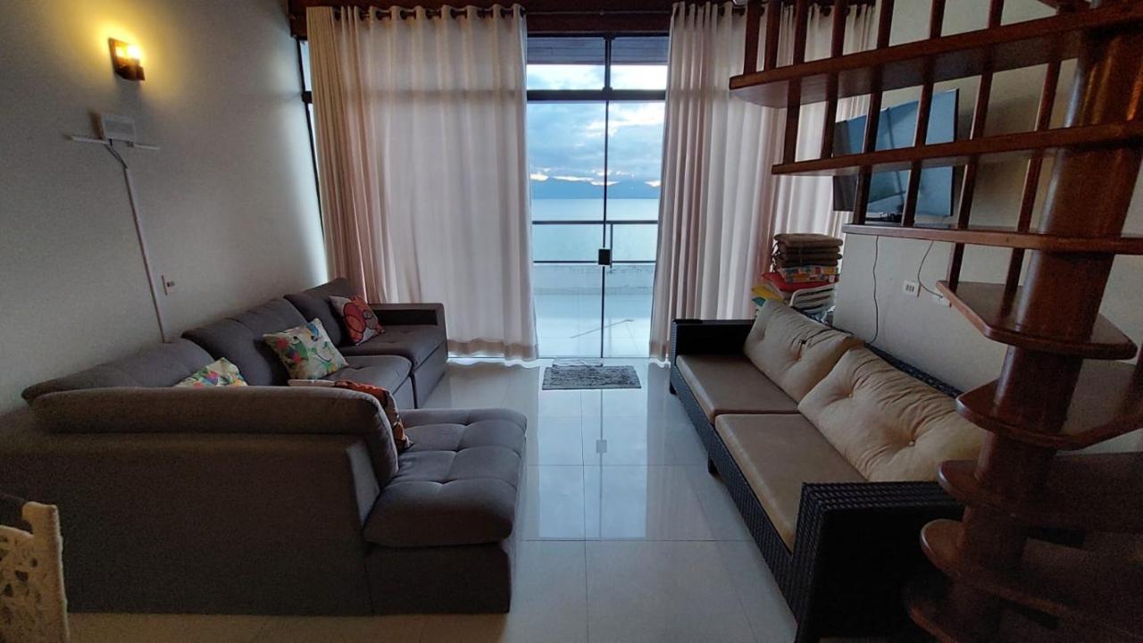 Linda Cobertura Duplex, Pe Na Areia,Vista Linda. Apartment Карагуататуба Екстериор снимка