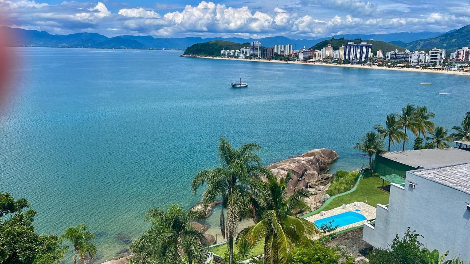Linda Cobertura Duplex, Pe Na Areia,Vista Linda. Apartment Карагуататуба Екстериор снимка